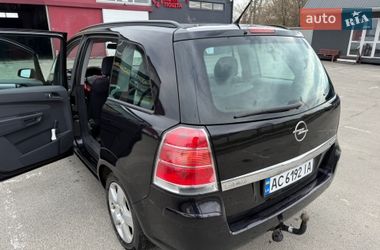 Мінівен Opel Zafira 2007 в Києві