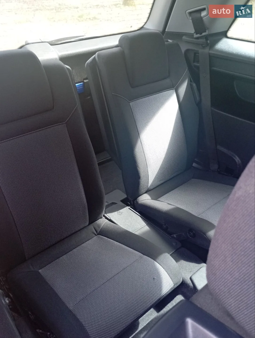 2011 Opel Zafira - мініатюра 21