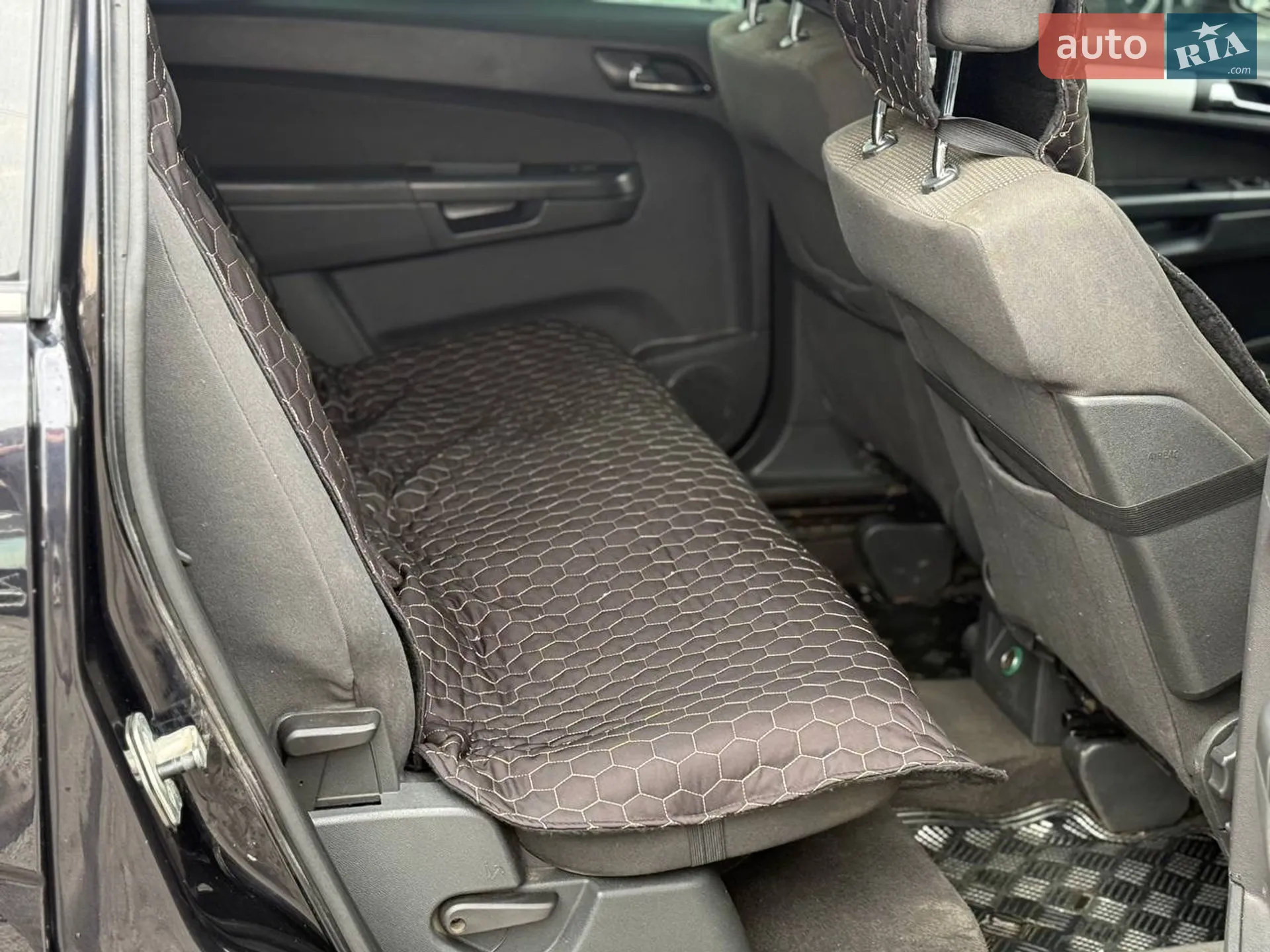 2010 Opel Zafira - мініатюра 17