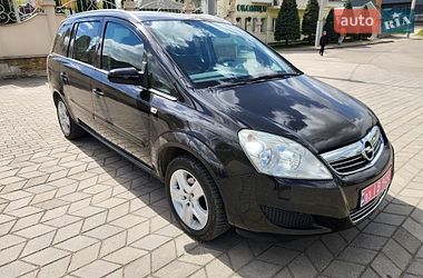 Мінівен Opel Zafira 2011 в Полтаві