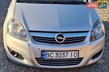 Микровэн Opel Zafira 2012 в Рава-Русской