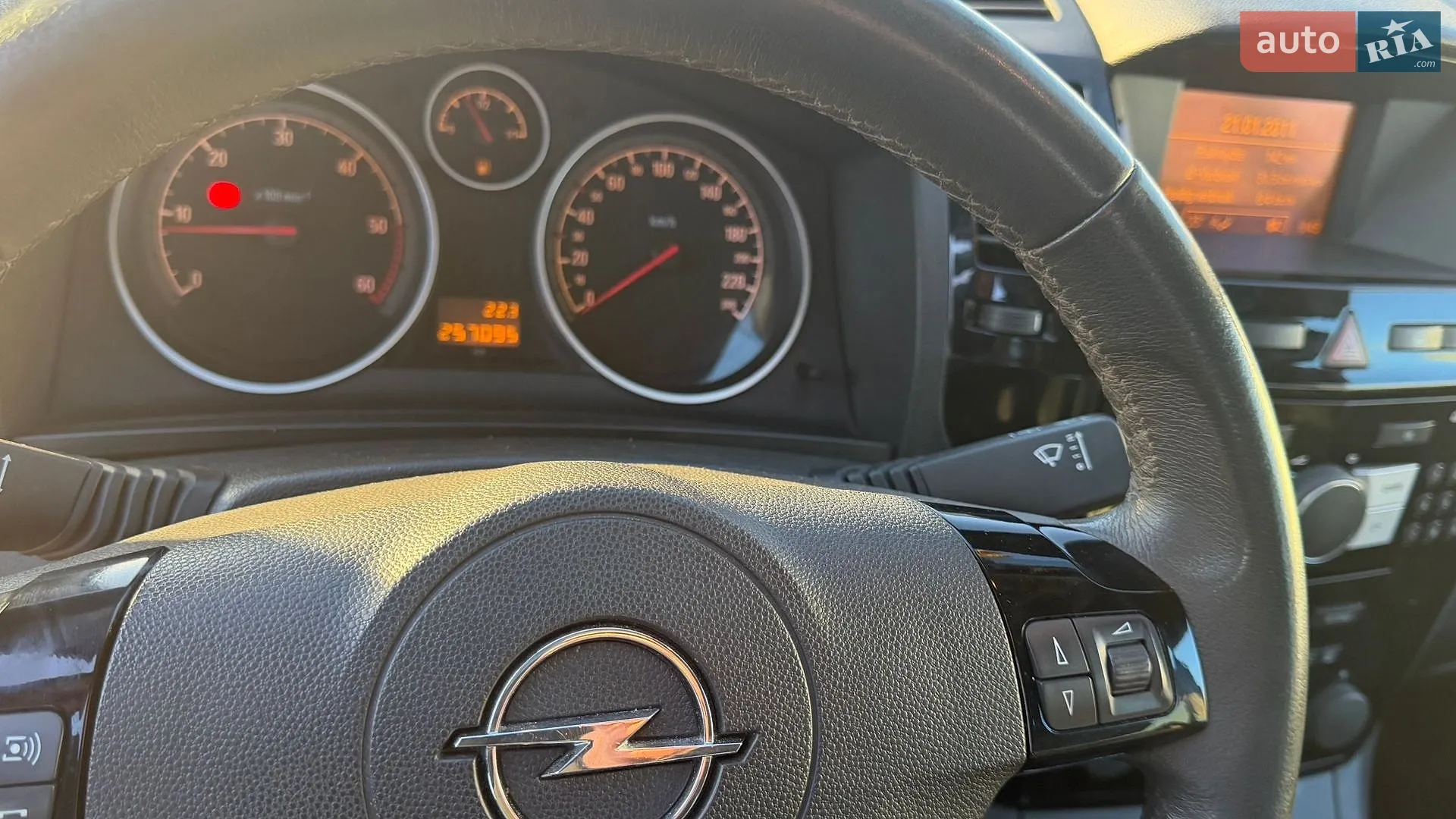 2011 Opel Zafira - мініатюра 26