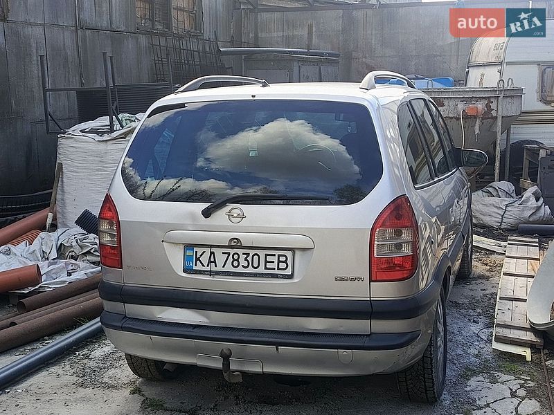 Opel Zafira 2003