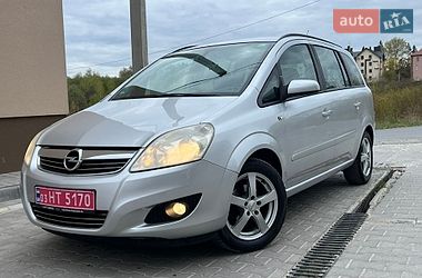 Минивэн Opel Zafira 2009 в Тернополе