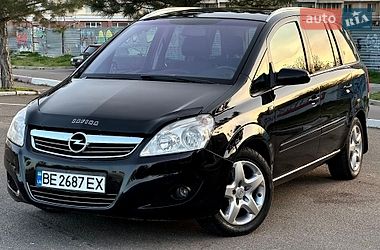 Минивэн Opel Zafira 2008 в Николаеве