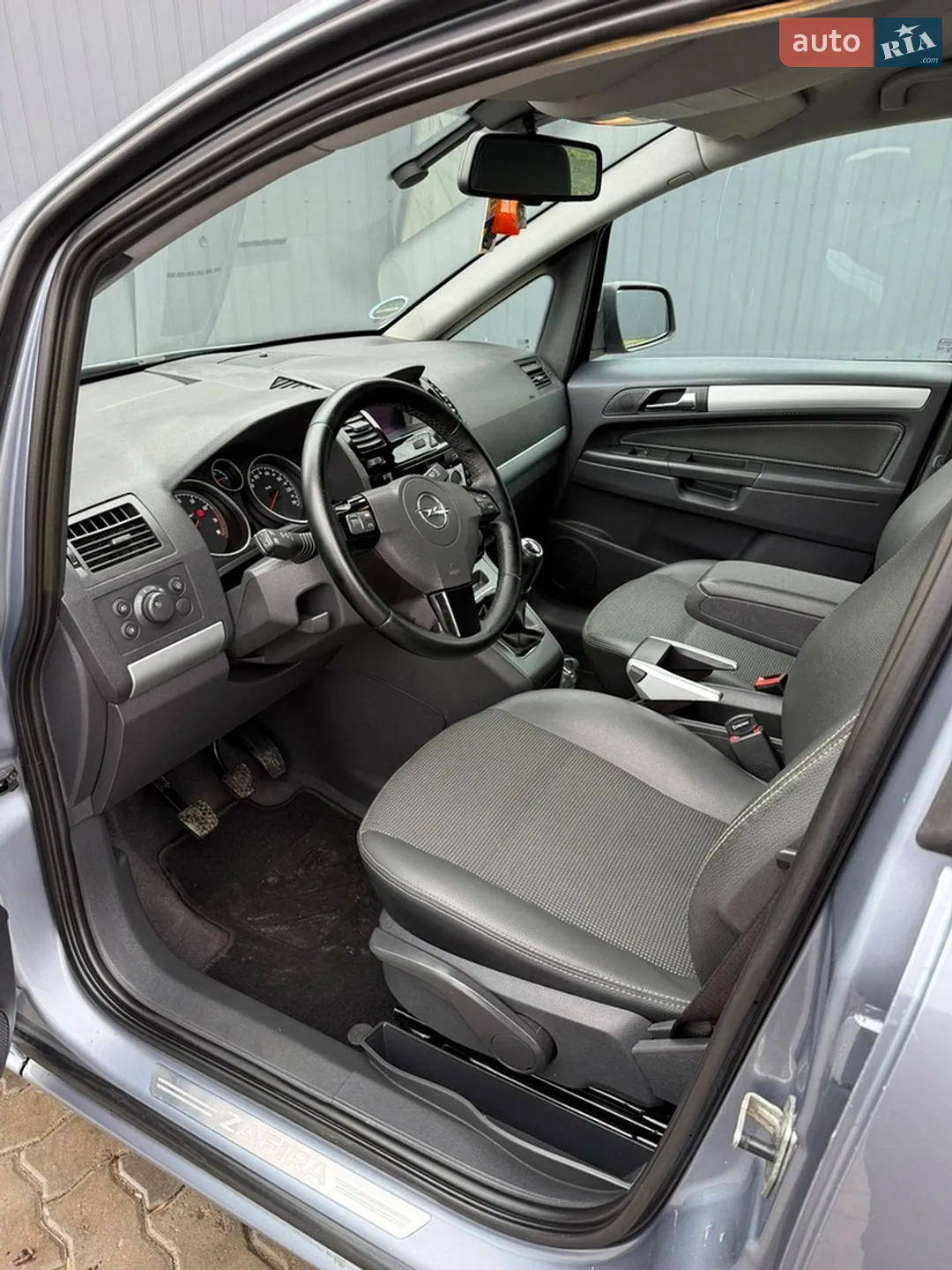 2010 Opel Zafira - мініатюра 14