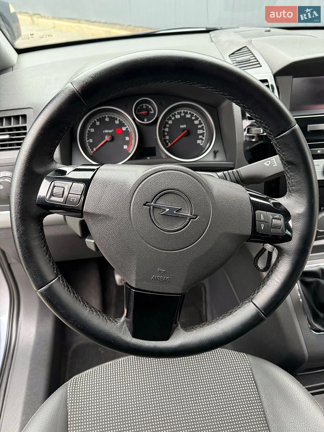 2010 Opel Zafira - мініатюра 21