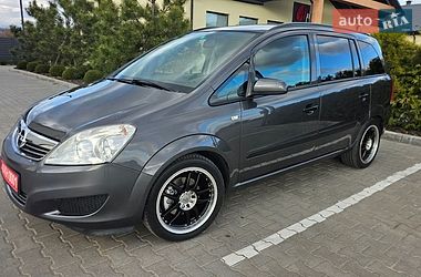 Минивэн Opel Zafira 2008 в Виннице