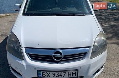 Мінівен Opel Zafira 2010 в Дніпрі