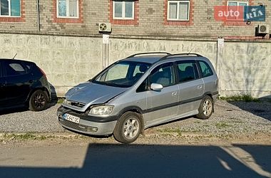 Минивэн Opel Zafira 2003 в Киеве