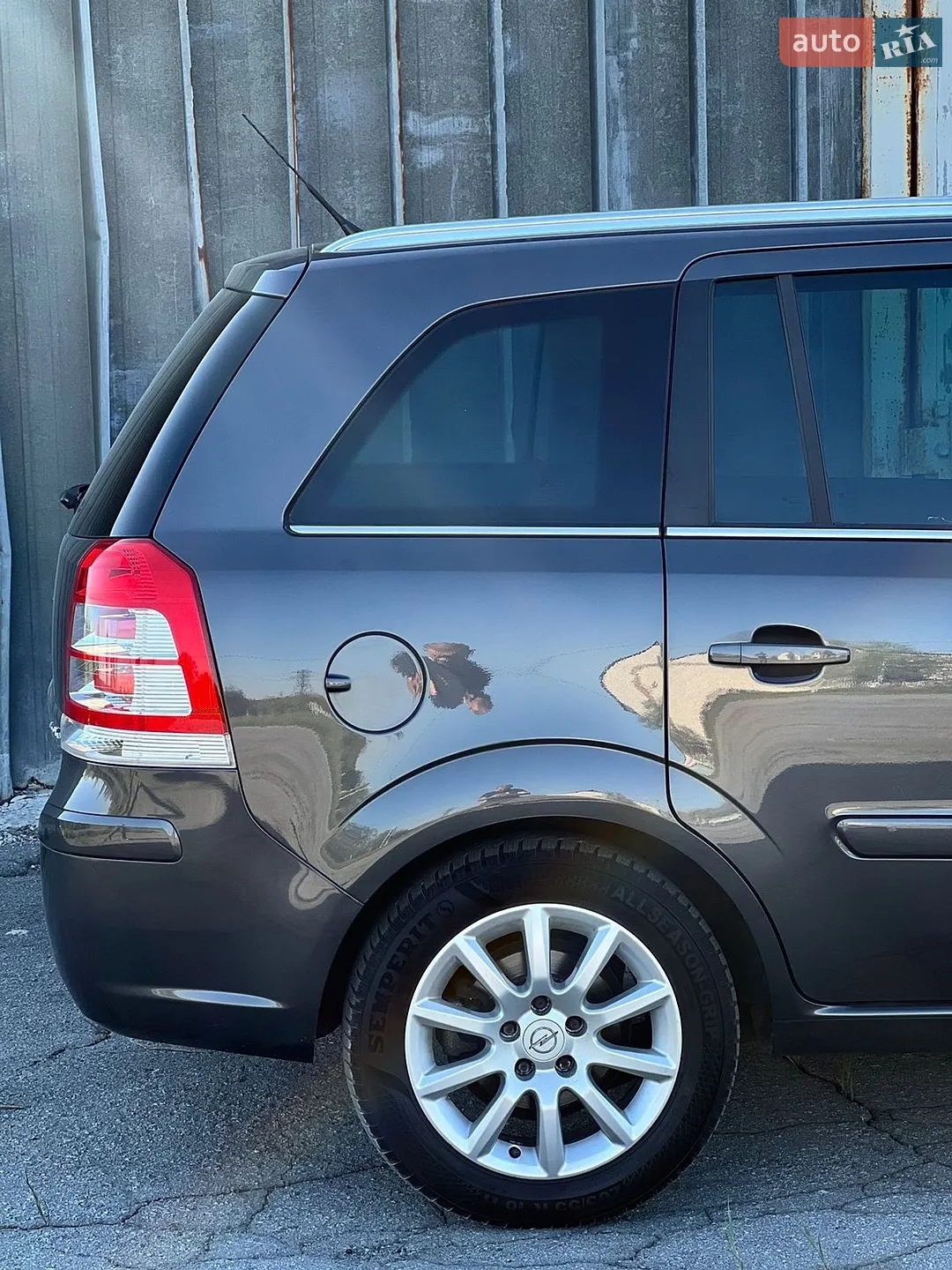 2010 Opel Zafira - мініатюра 11