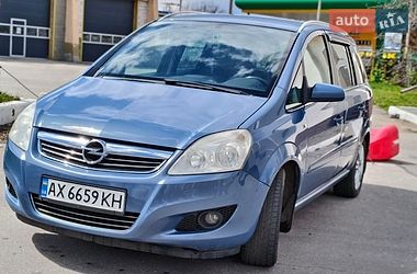 Минивэн Opel Zafira 2008 в Харькове