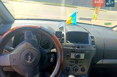 Минивэн Opel Zafira 2006 в Харькове