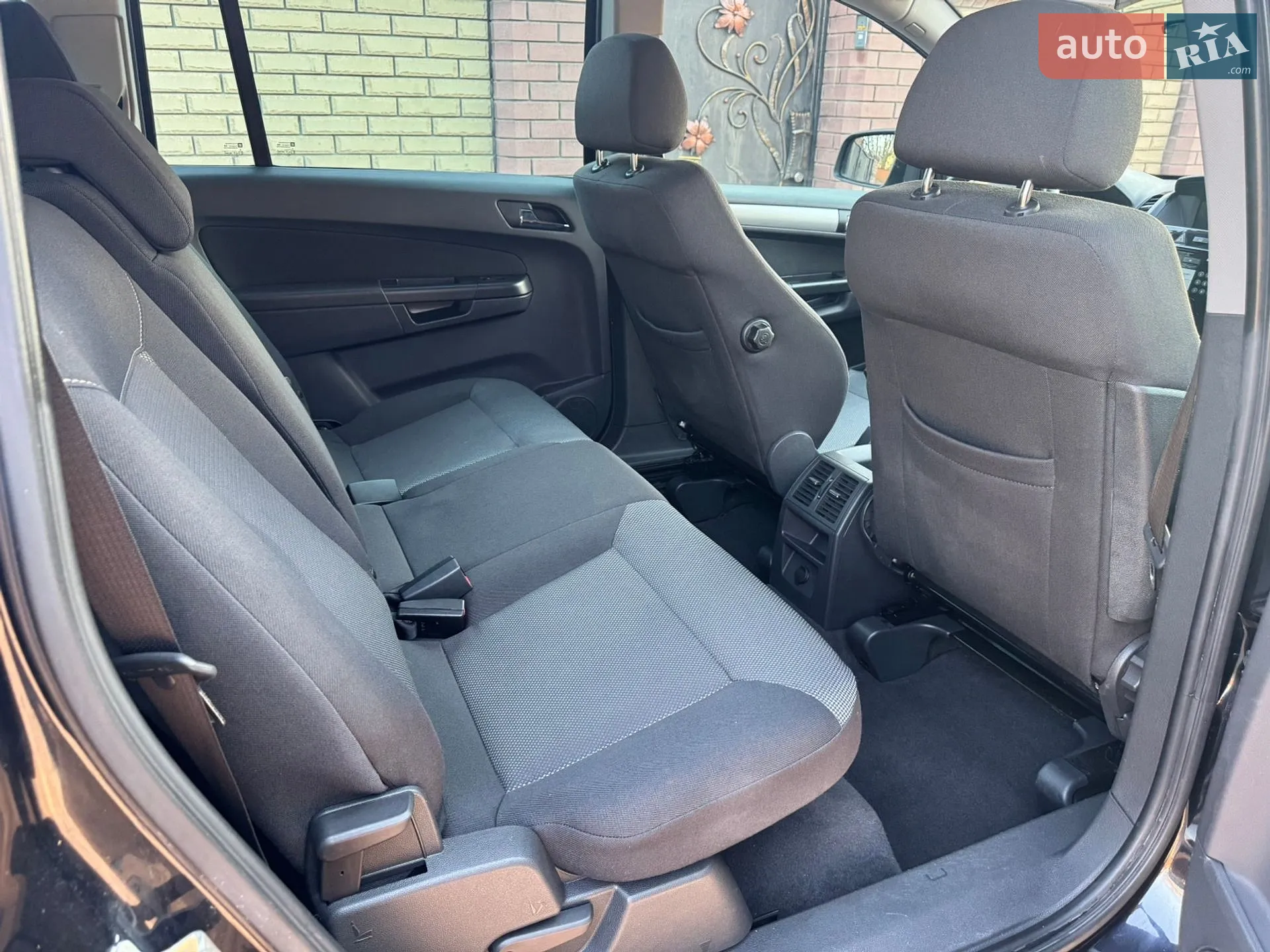 2011 Opel Zafira - мініатюра 47