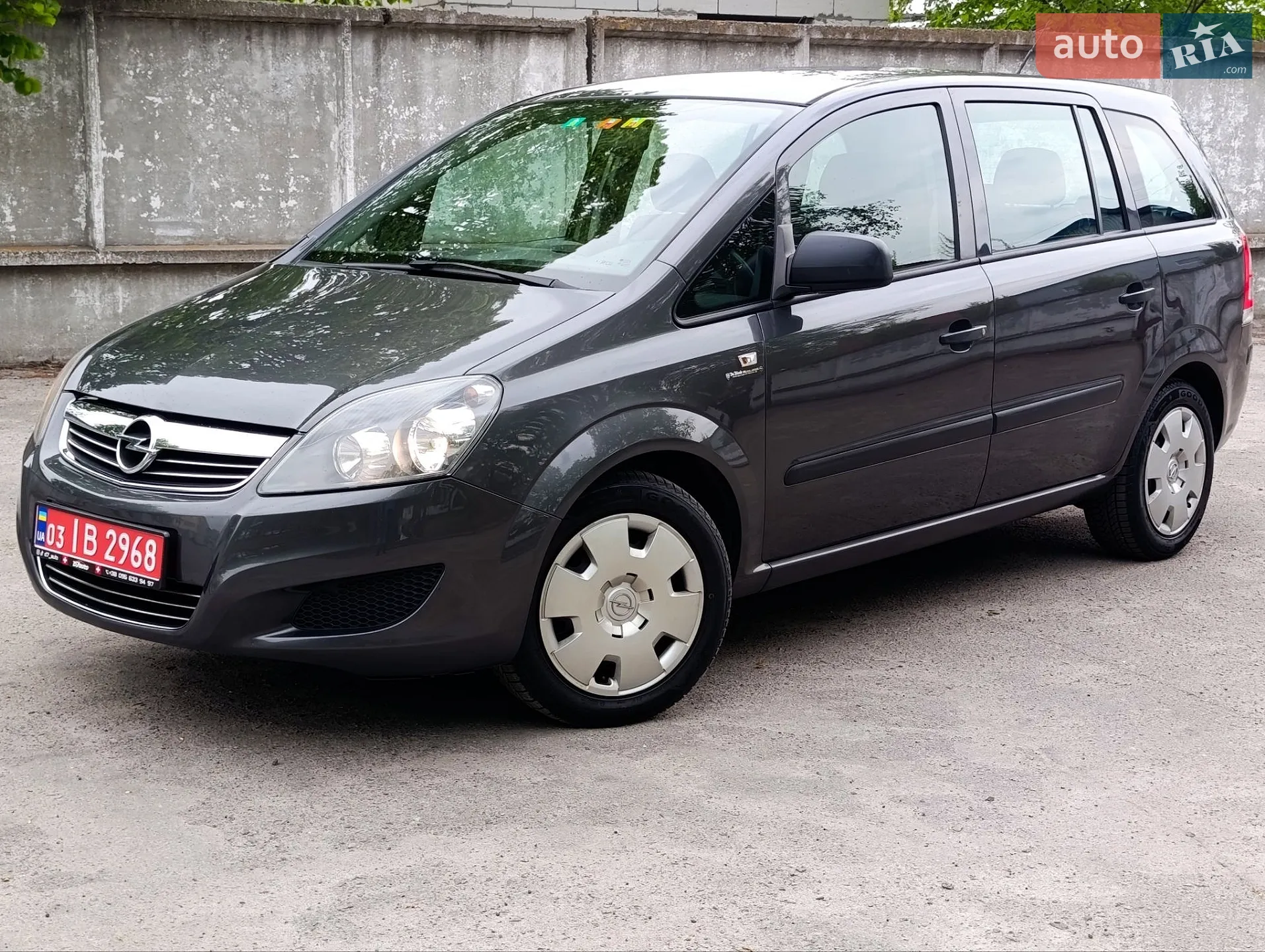 2011 Opel Zafira - фото 1