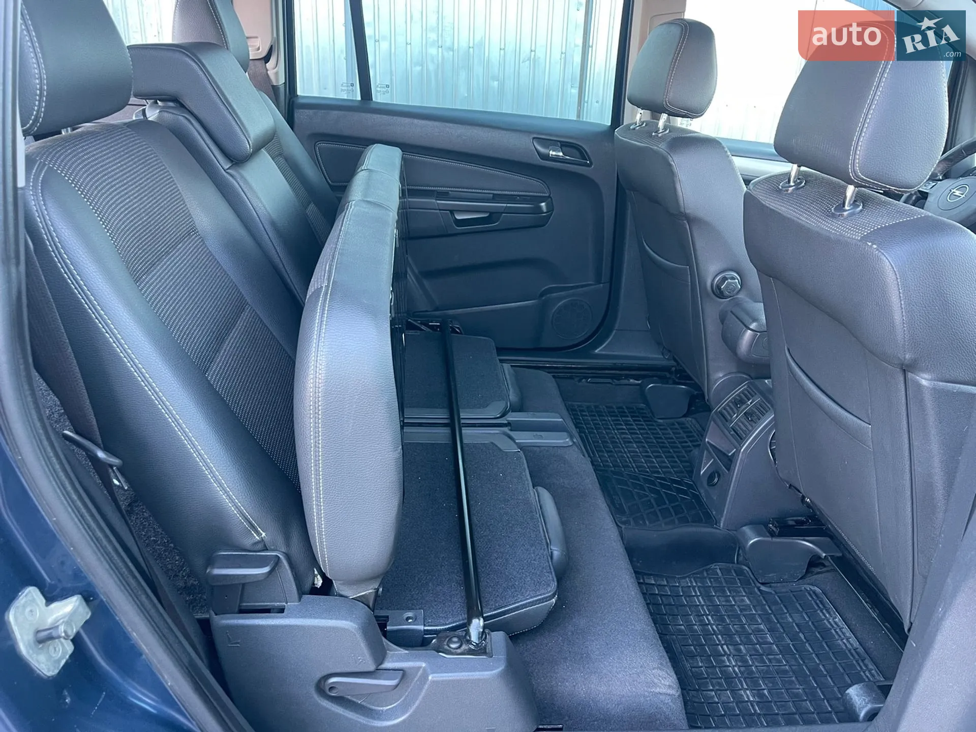 2011 Opel Zafira - мініатюра 29