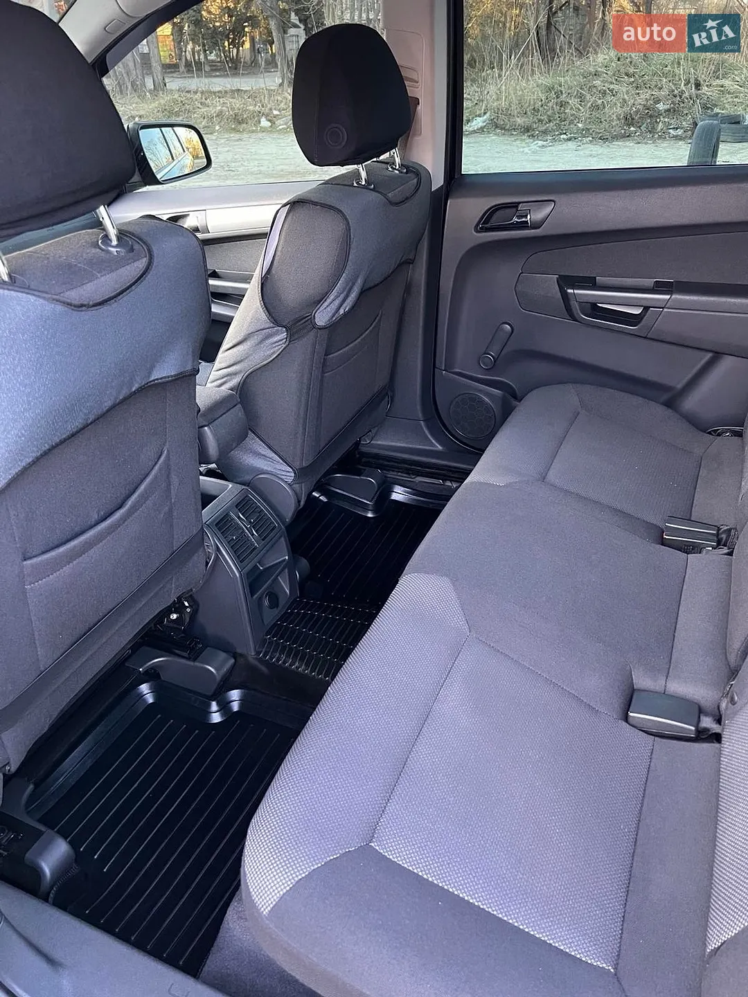 2011 Opel Zafira - мініатюра 10
