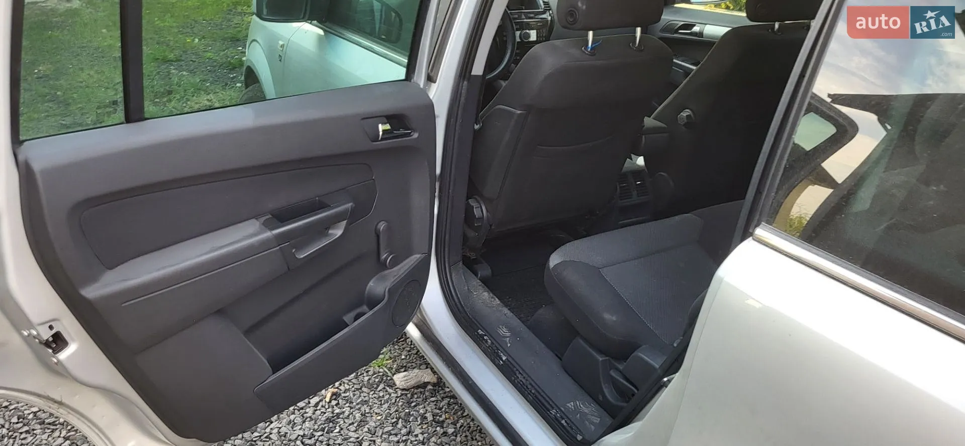 2010 Opel Zafira - мініатюра 10