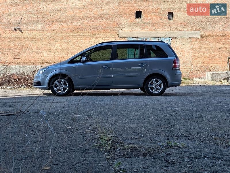 Opel Zafira 2005