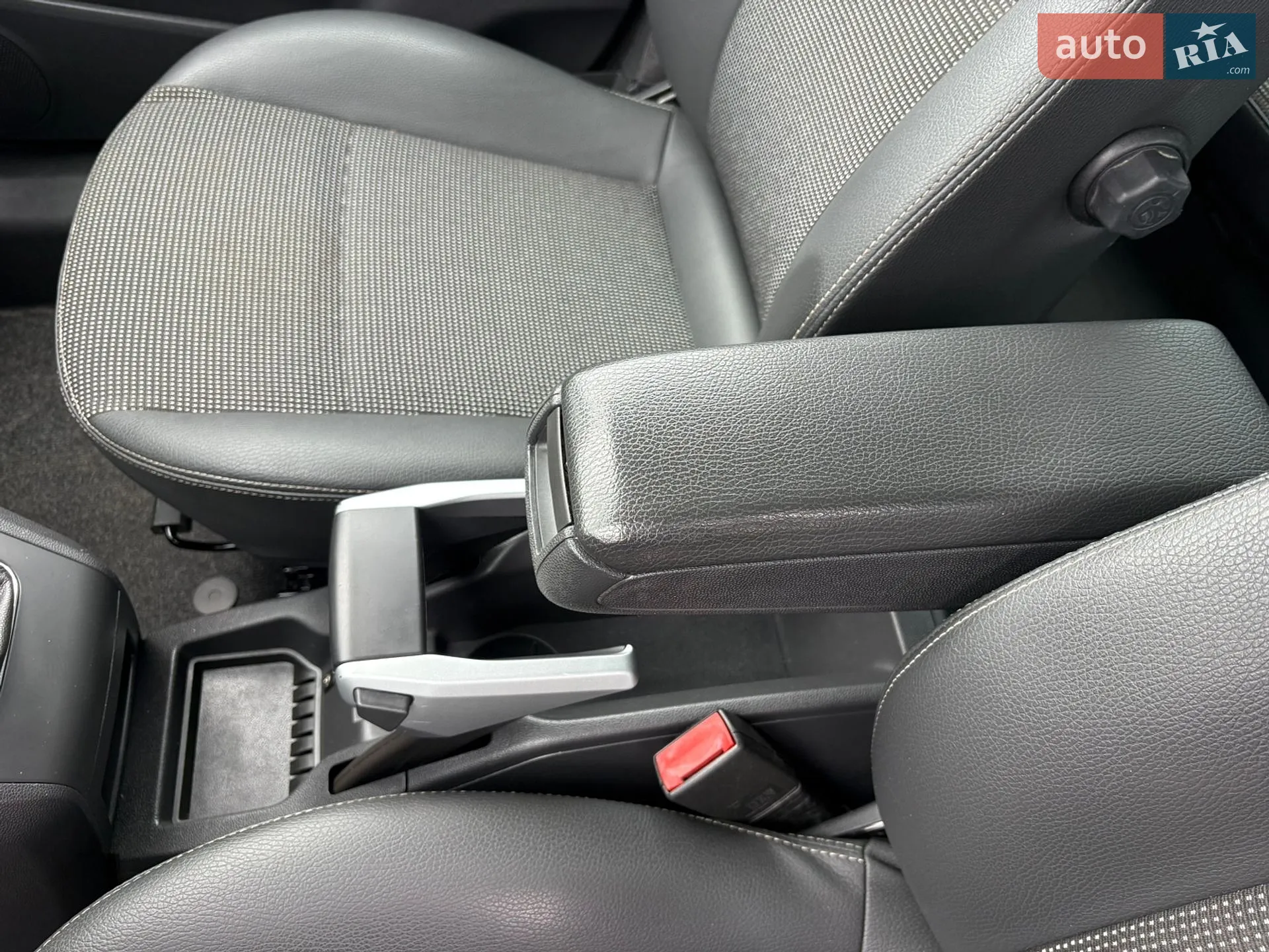 2011 Opel Zafira - мініатюра 30
