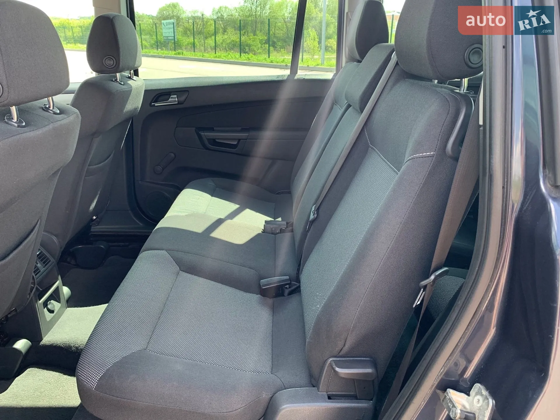 2010 Opel Zafira - мініатюра 34