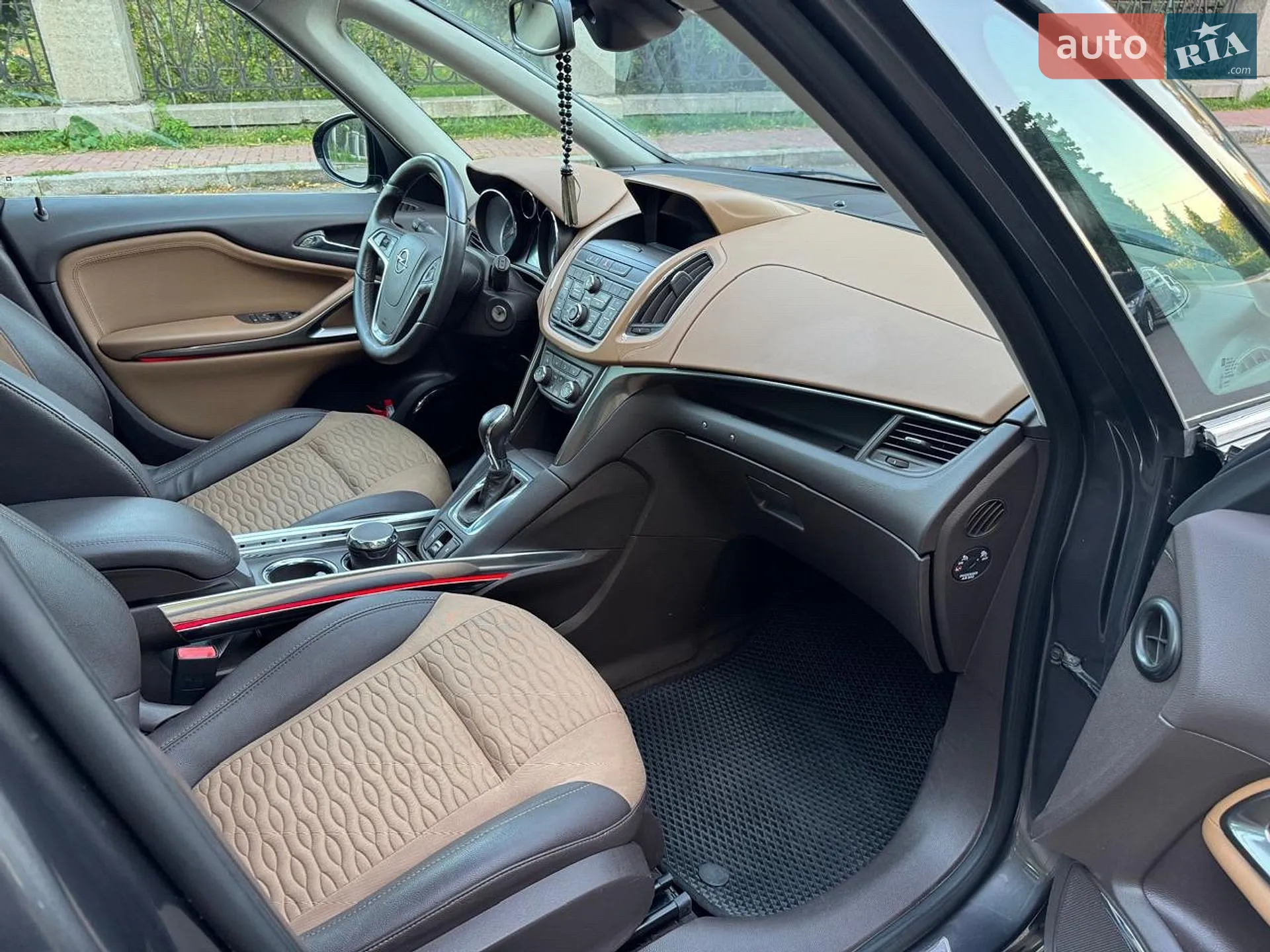 2011 Opel Zafira - мініатюра 17