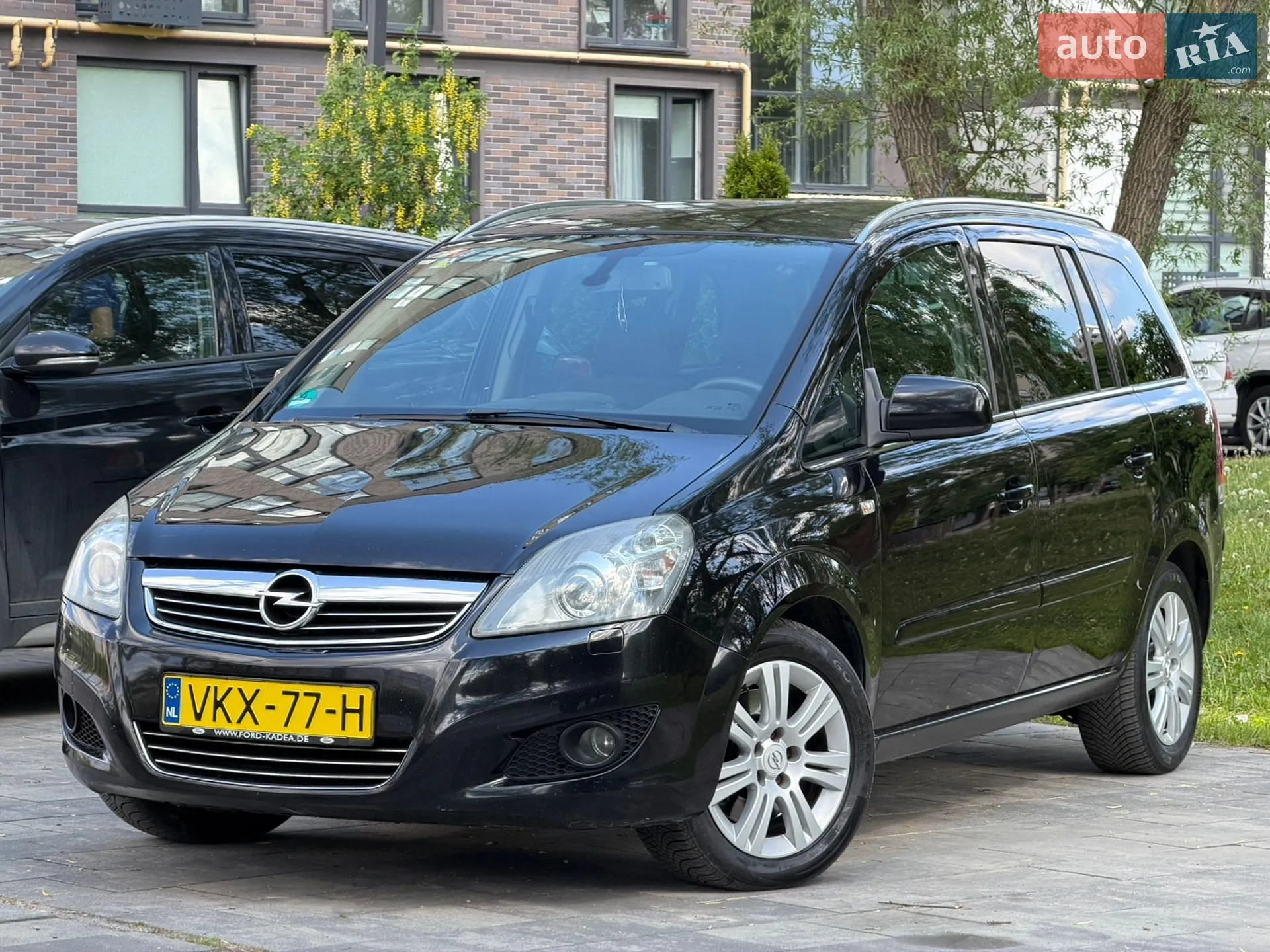 2010 Opel Zafira - мініатюра 17