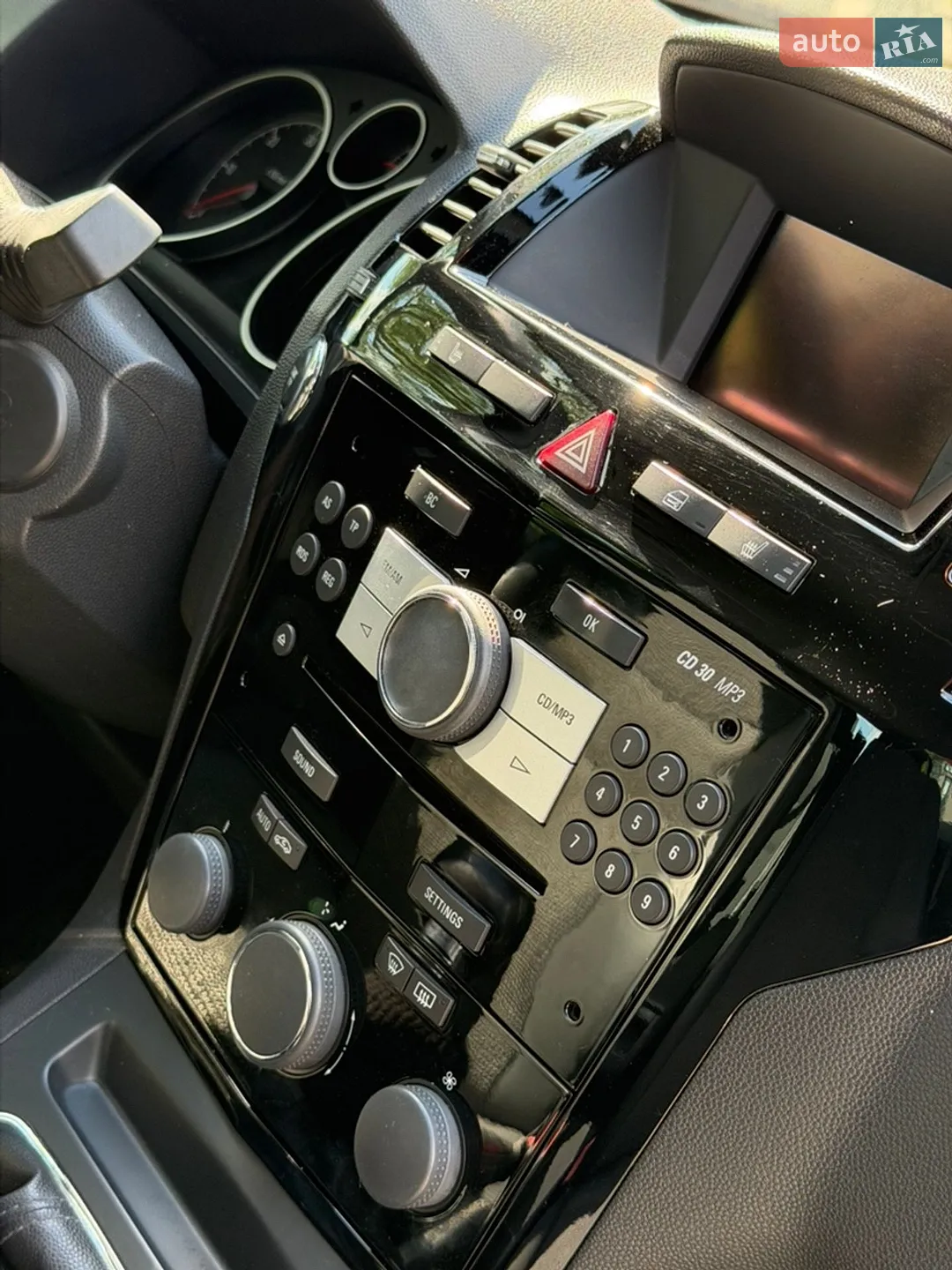 2010 Opel Zafira - мініатюра 37