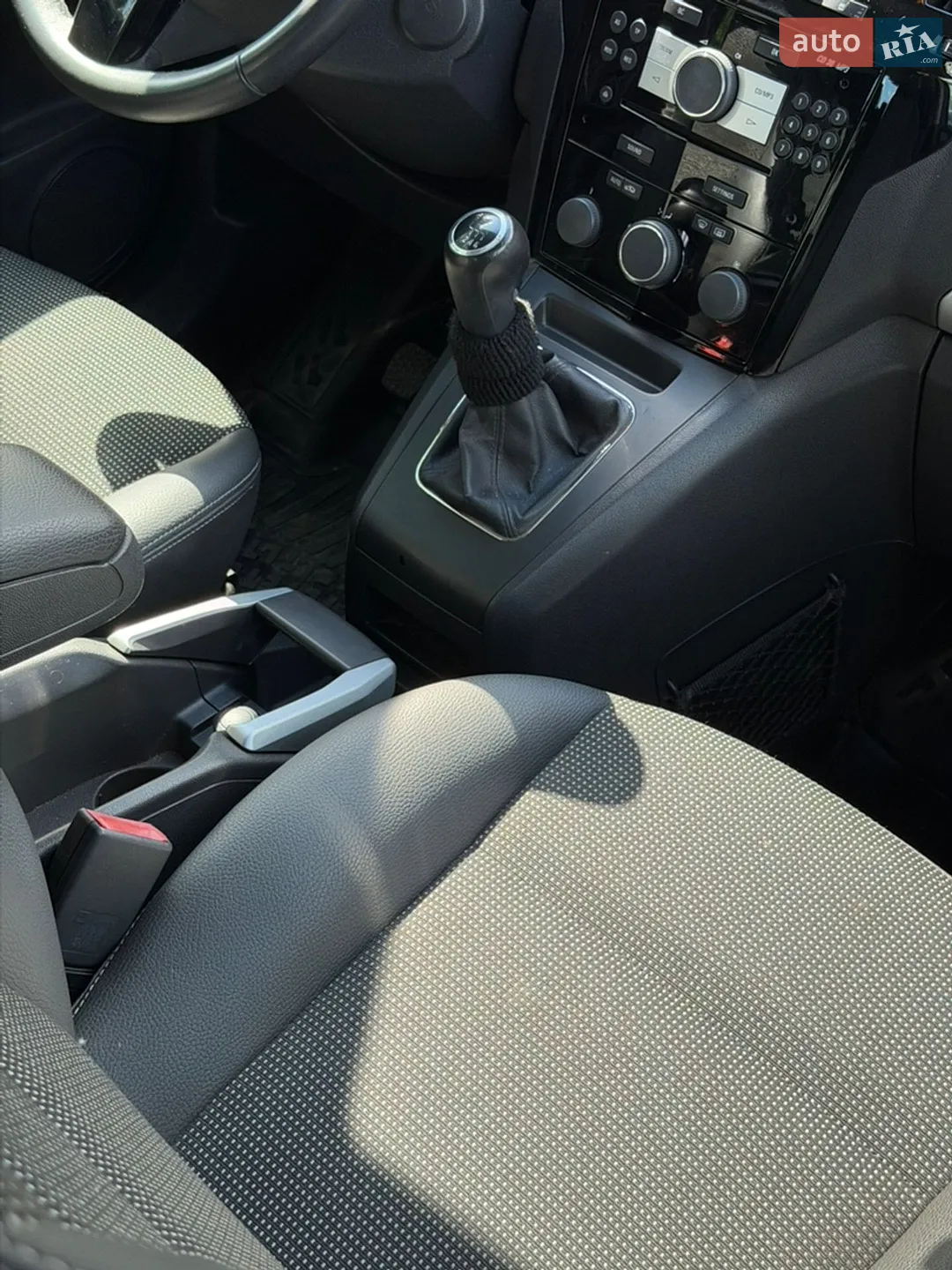 2010 Opel Zafira - мініатюра 42