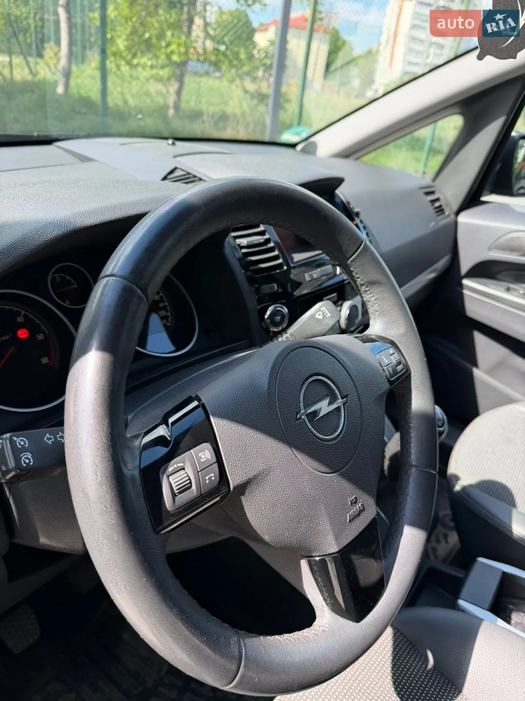 2010 Opel Zafira - мініатюра 47