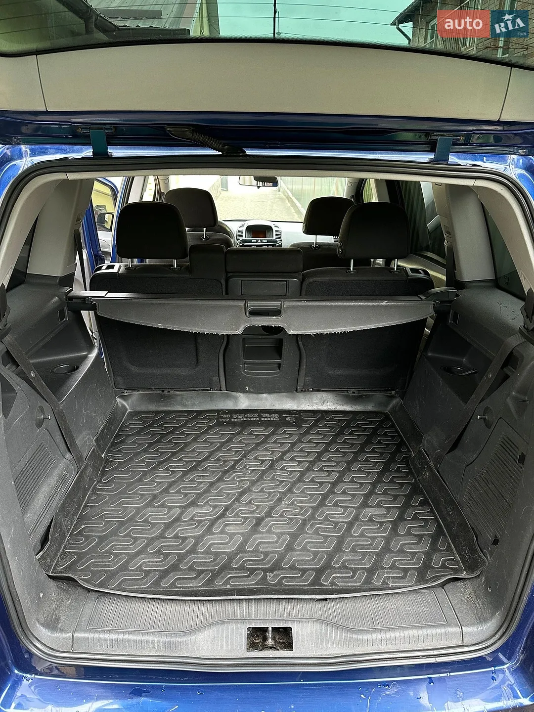2011 Opel Zafira - мініатюра 11