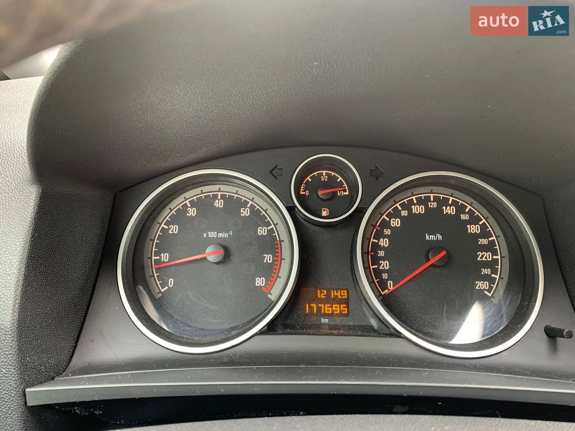 2010 Opel Zafira - мініатюра 2