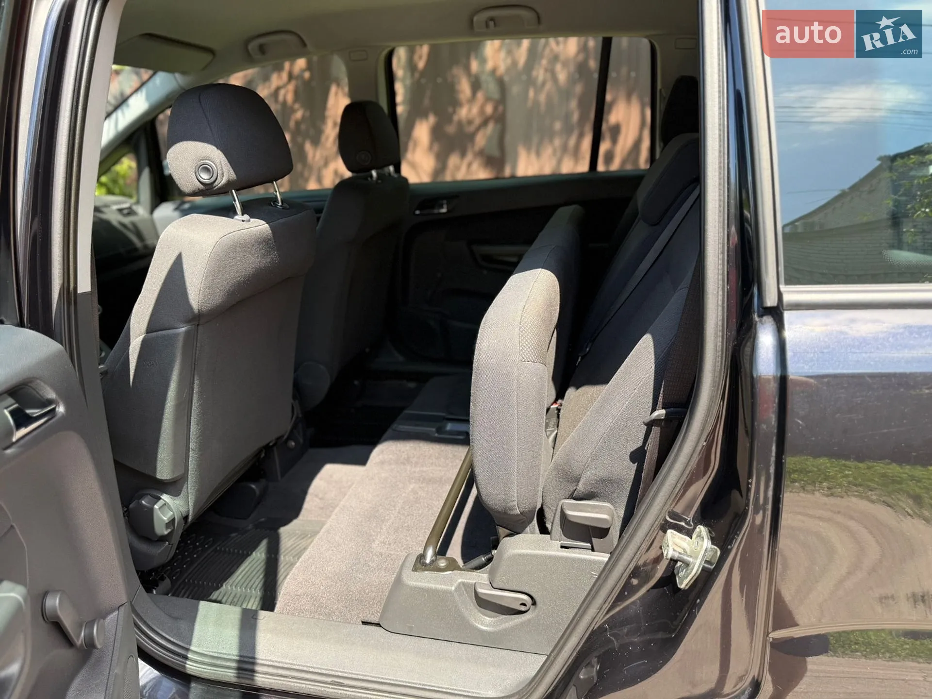 2010 Opel Zafira - мініатюра 41