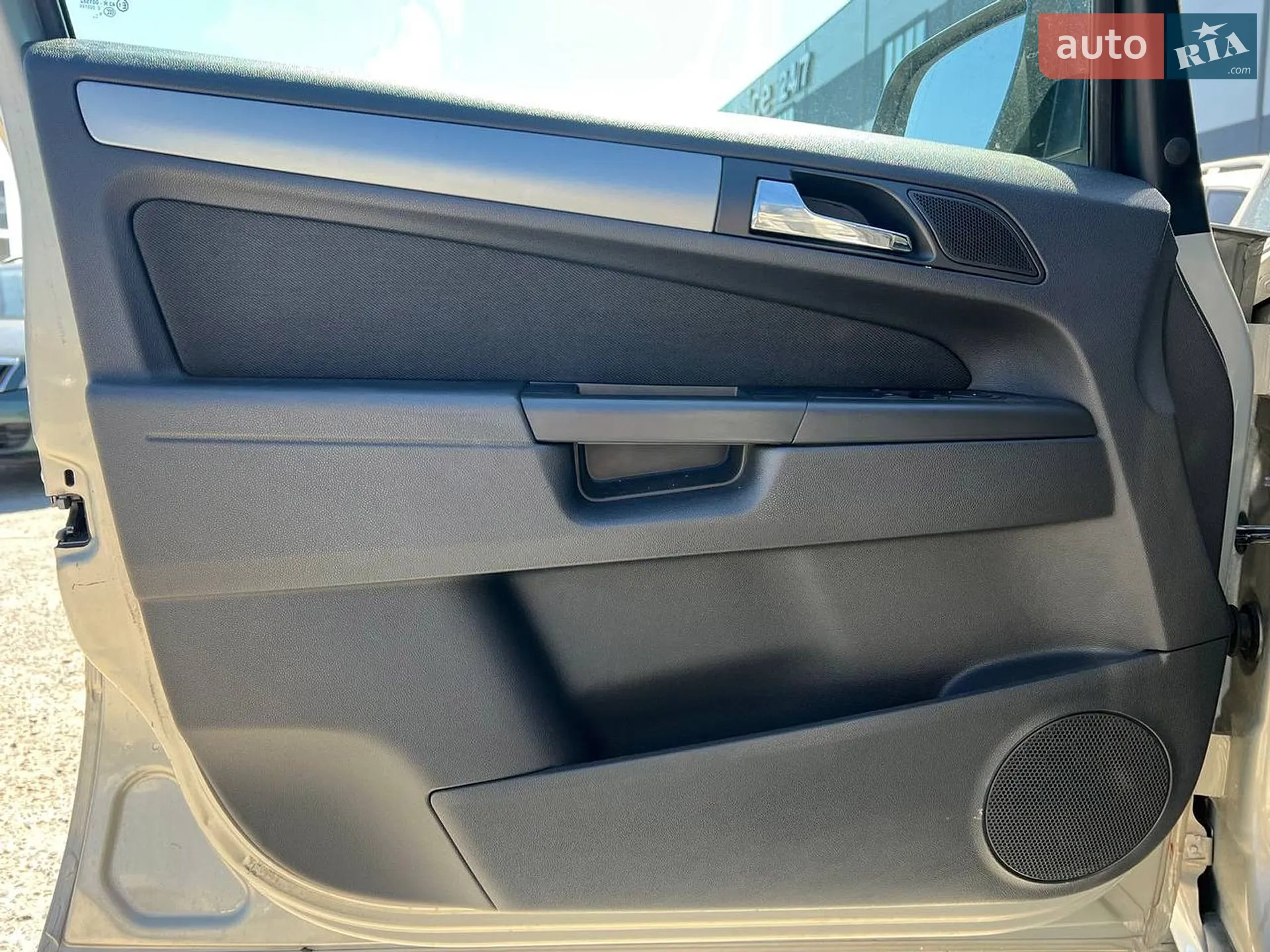 2010 Opel Zafira - мініатюра 16