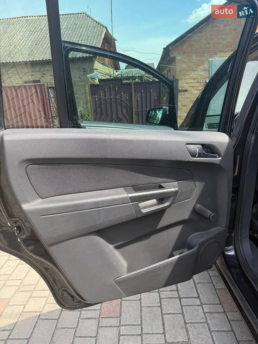 2010 Opel Zafira - мініатюра 11