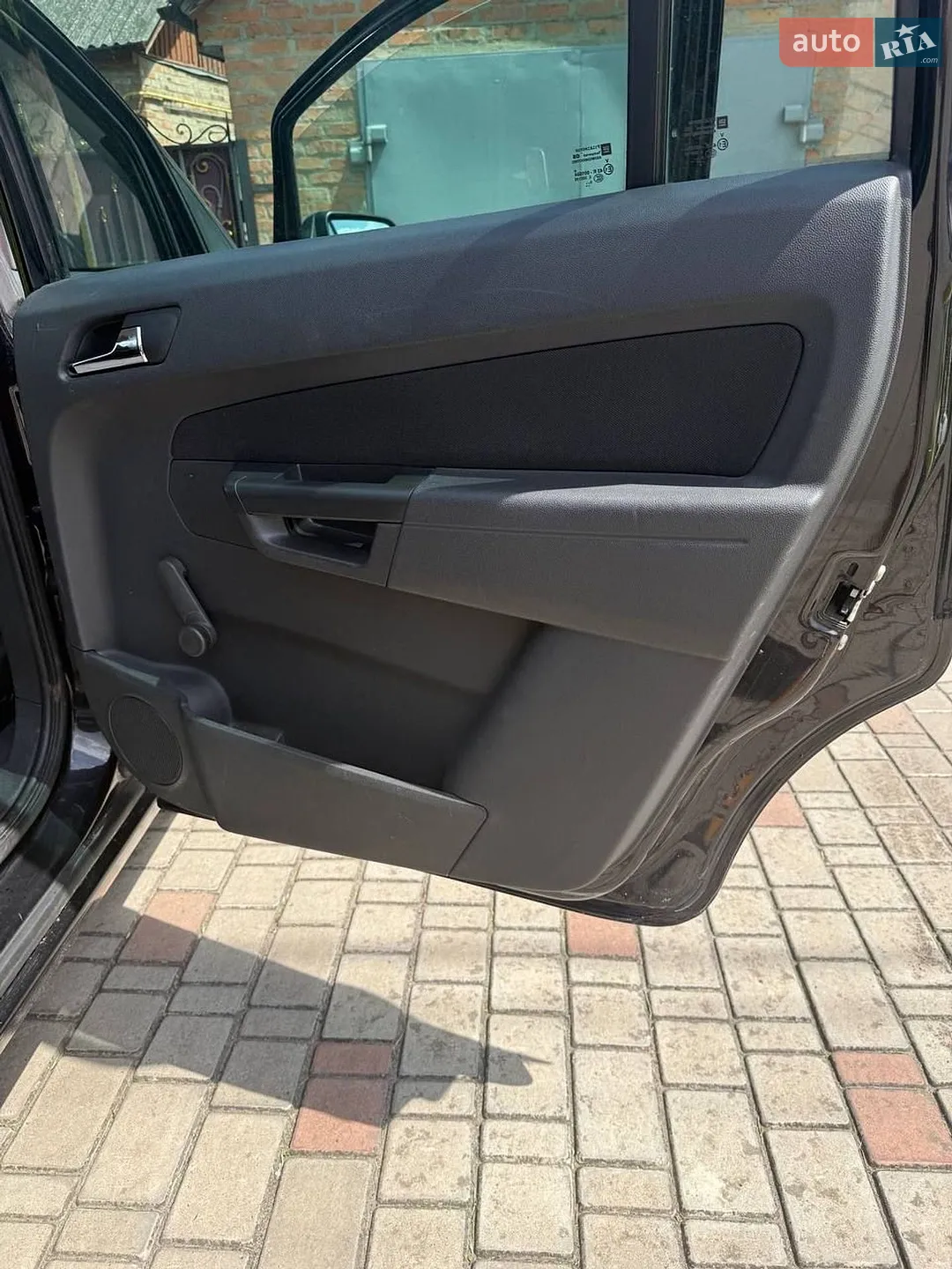 2010 Opel Zafira - мініатюра 16