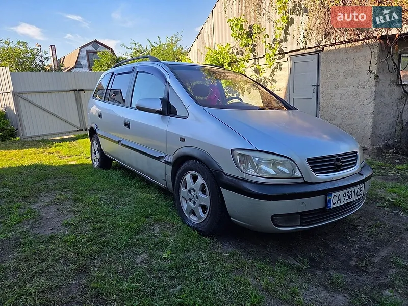 Opel Zafira 2001