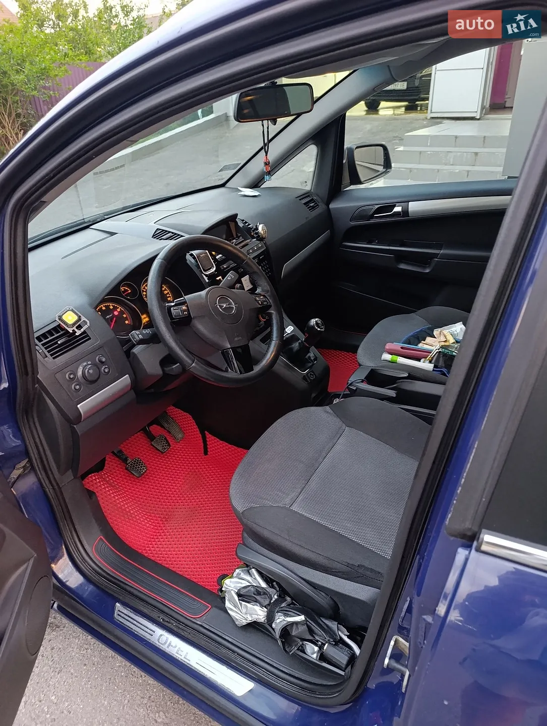 2010 Opel Zafira - мініатюра 11