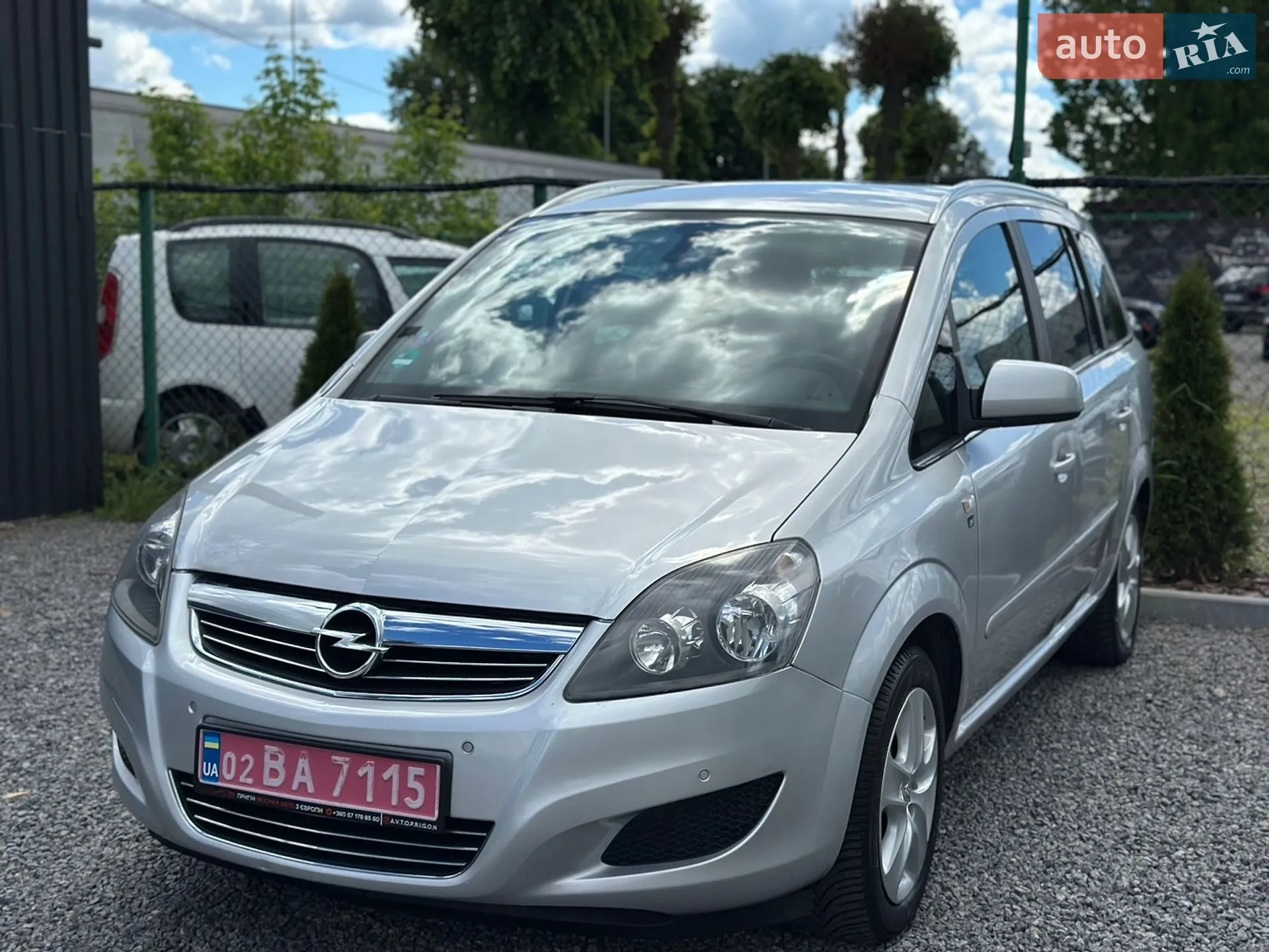 2010 Opel Zafira - мініатюра 8