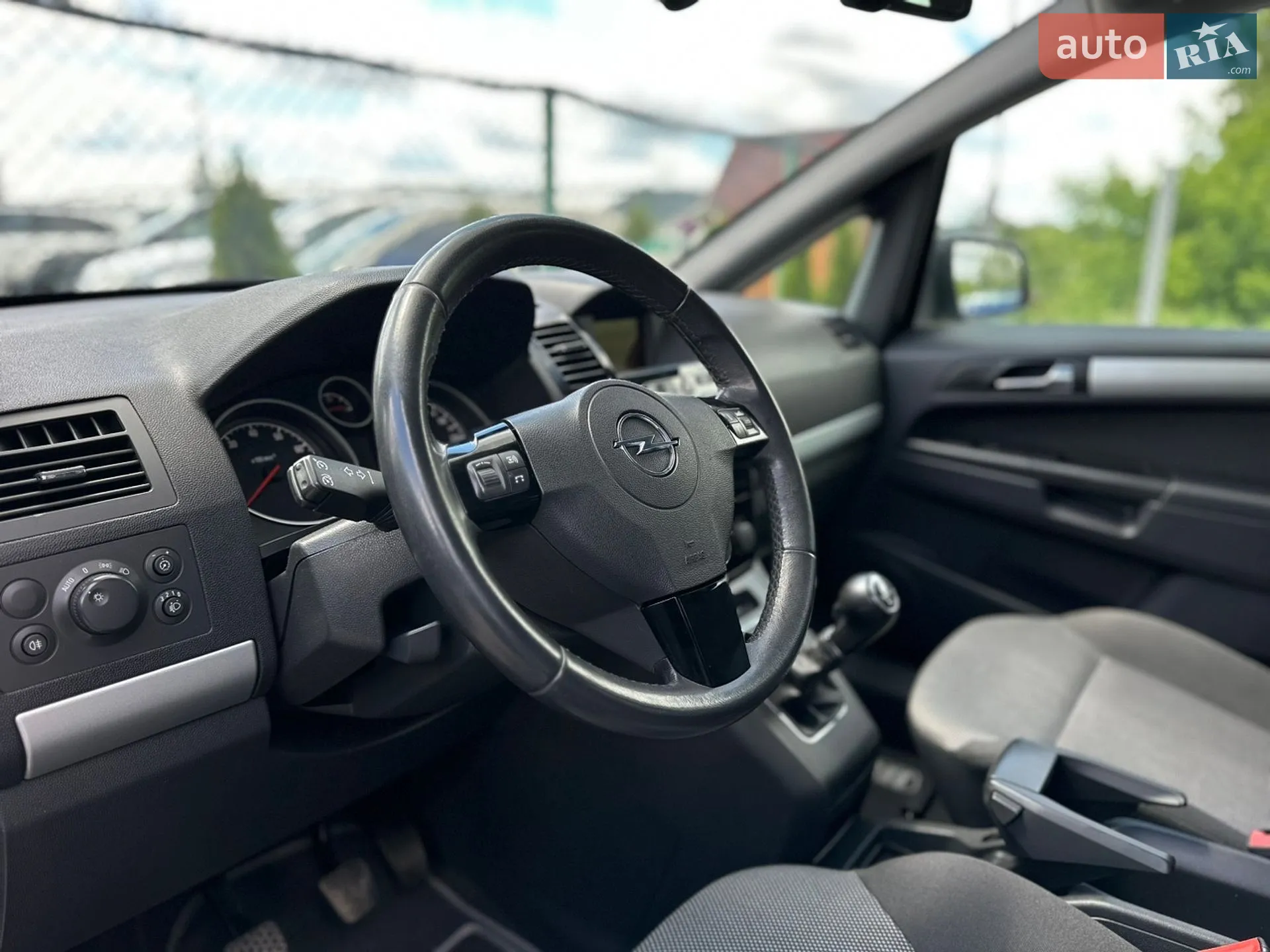 2010 Opel Zafira - мініатюра 27