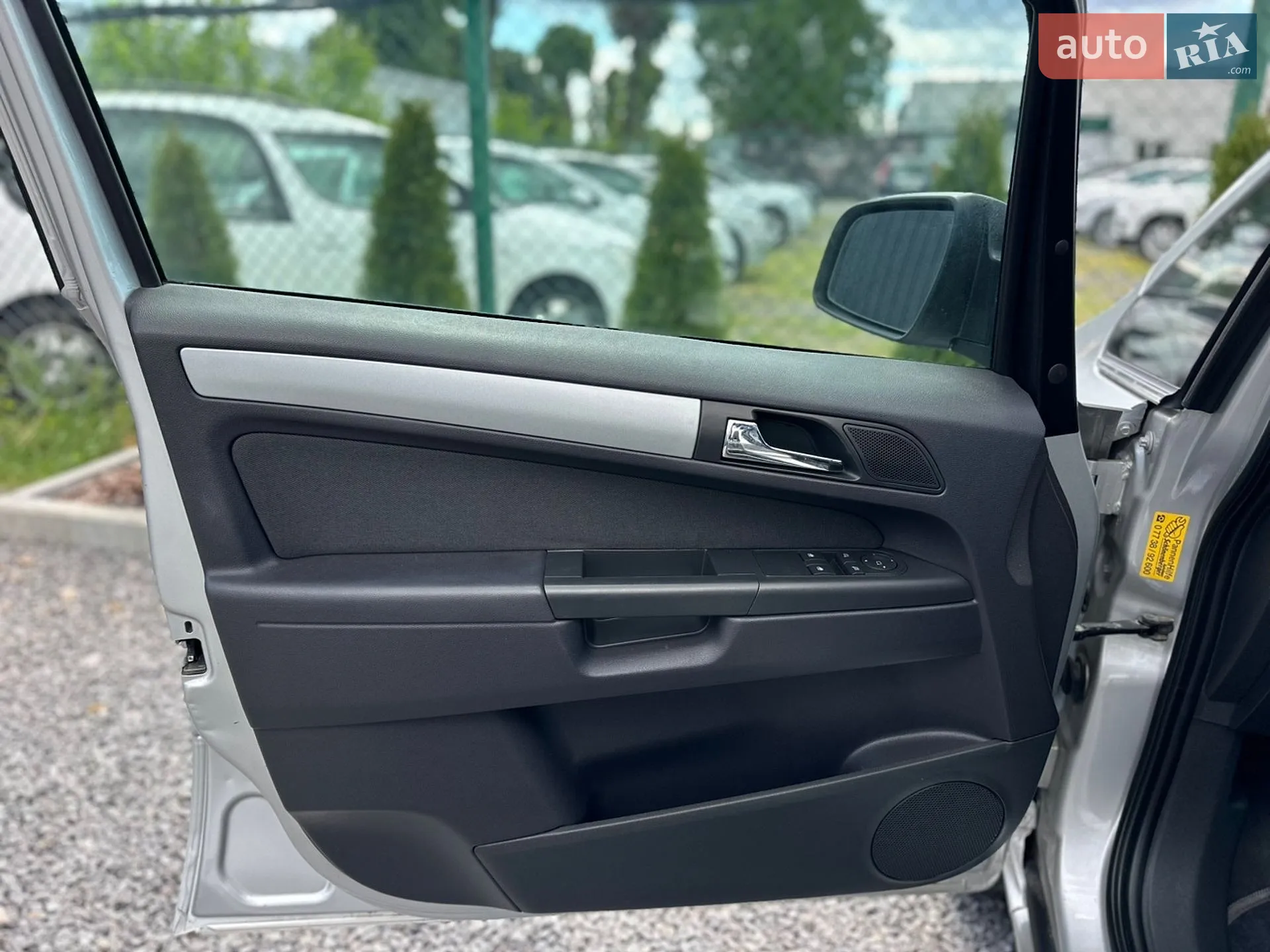 2010 Opel Zafira - мініатюра 25