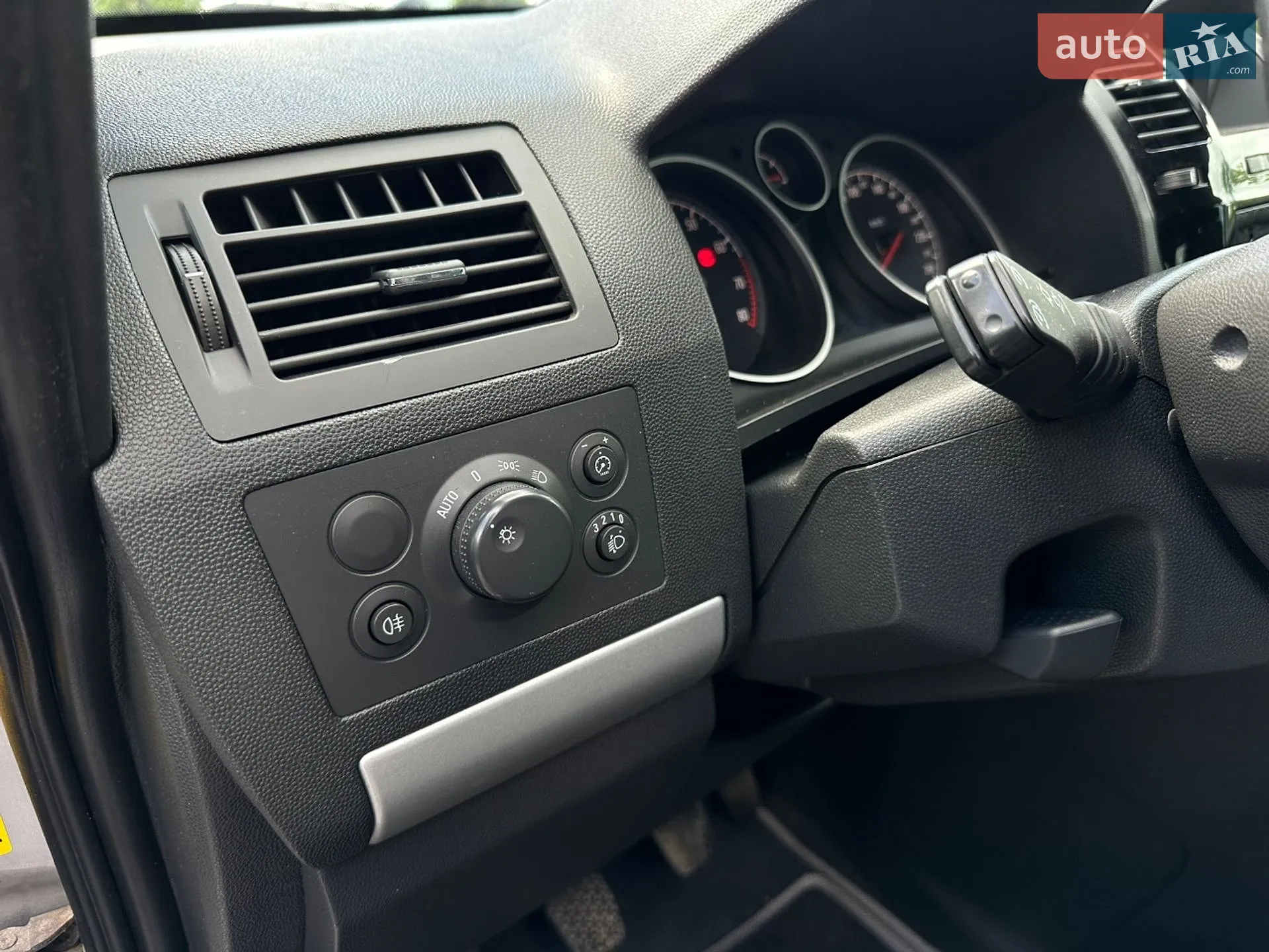 2010 Opel Zafira - мініатюра 30