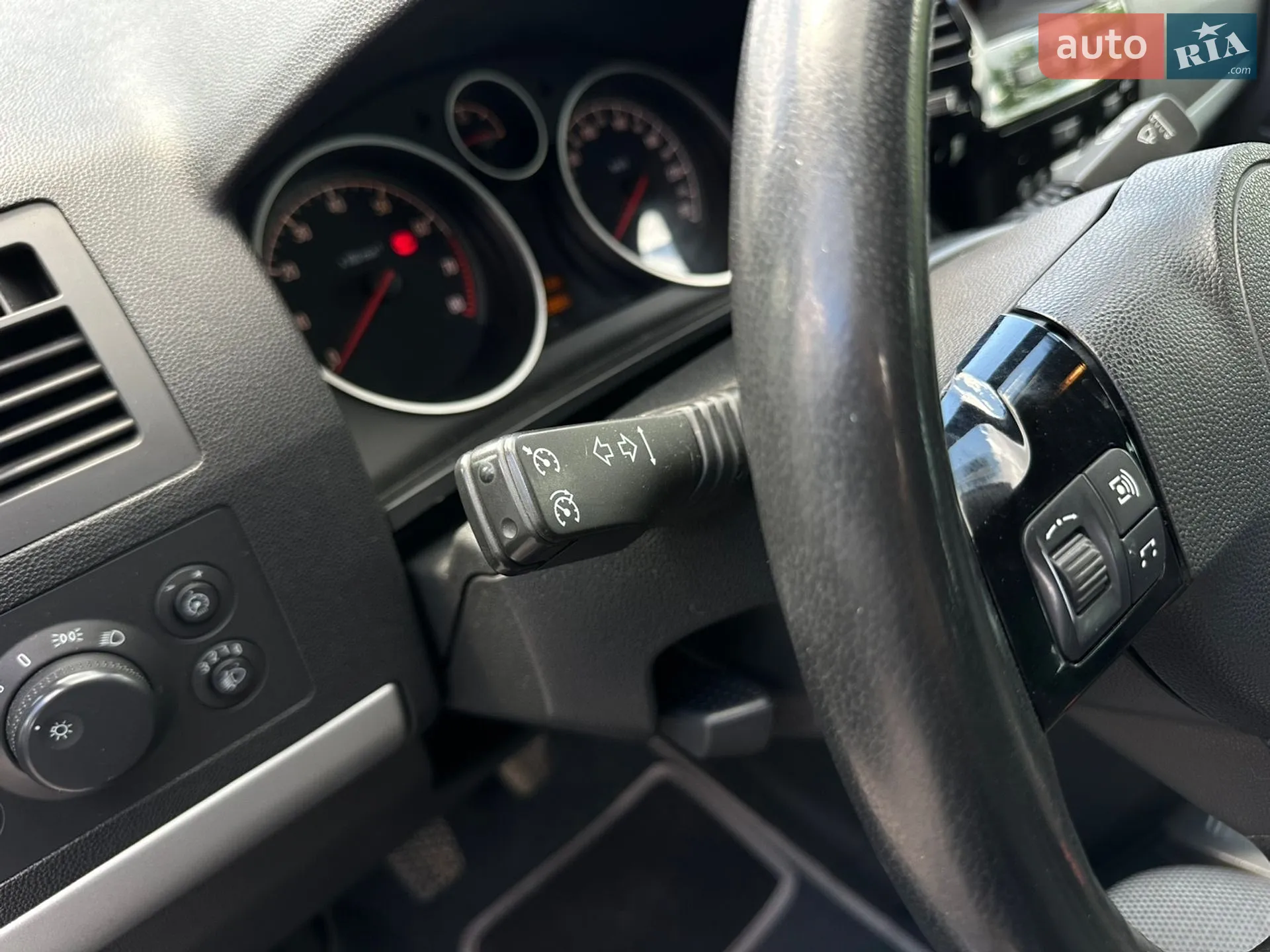 2010 Opel Zafira - мініатюра 31