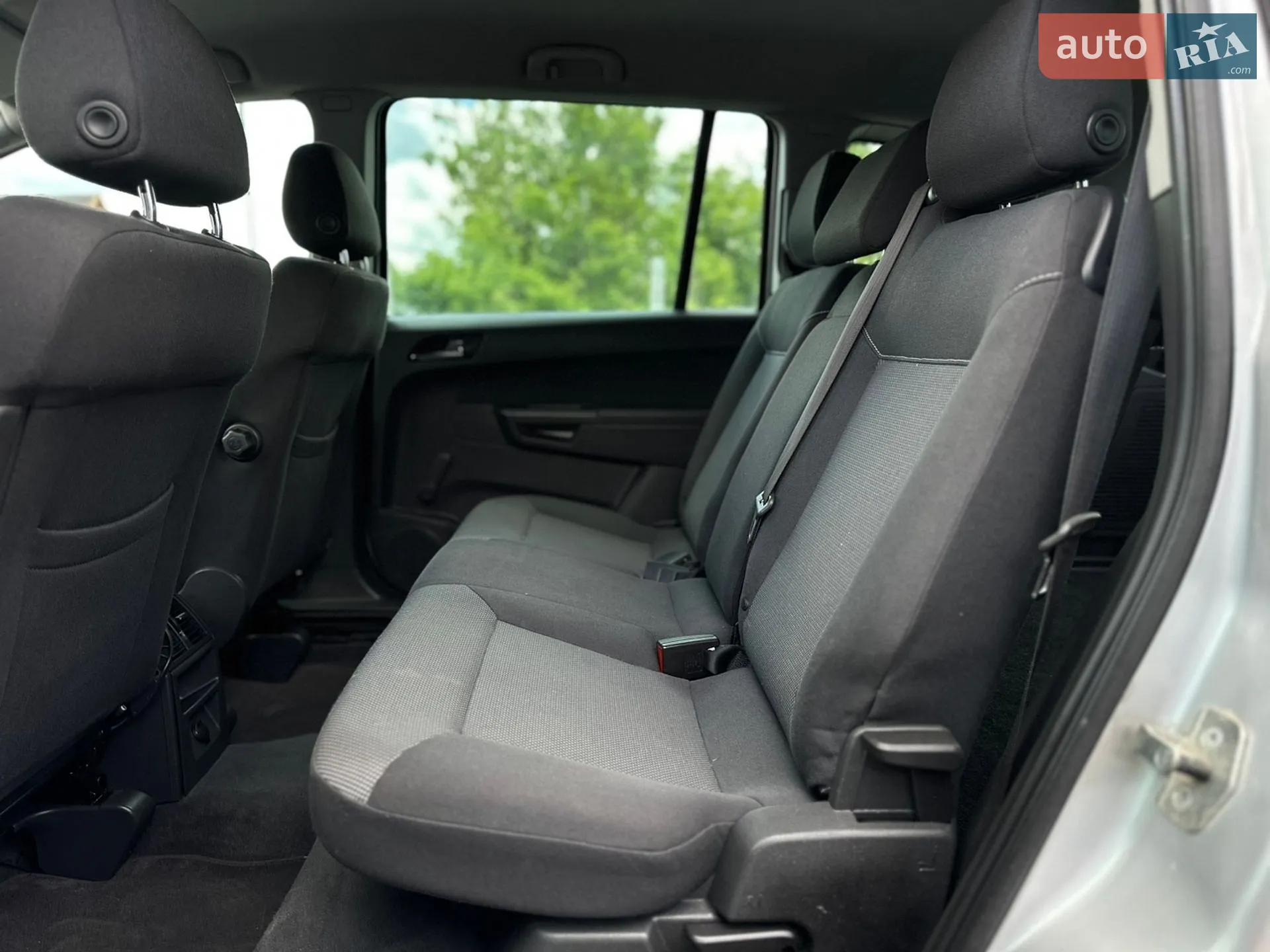 2010 Opel Zafira - мініатюра 40