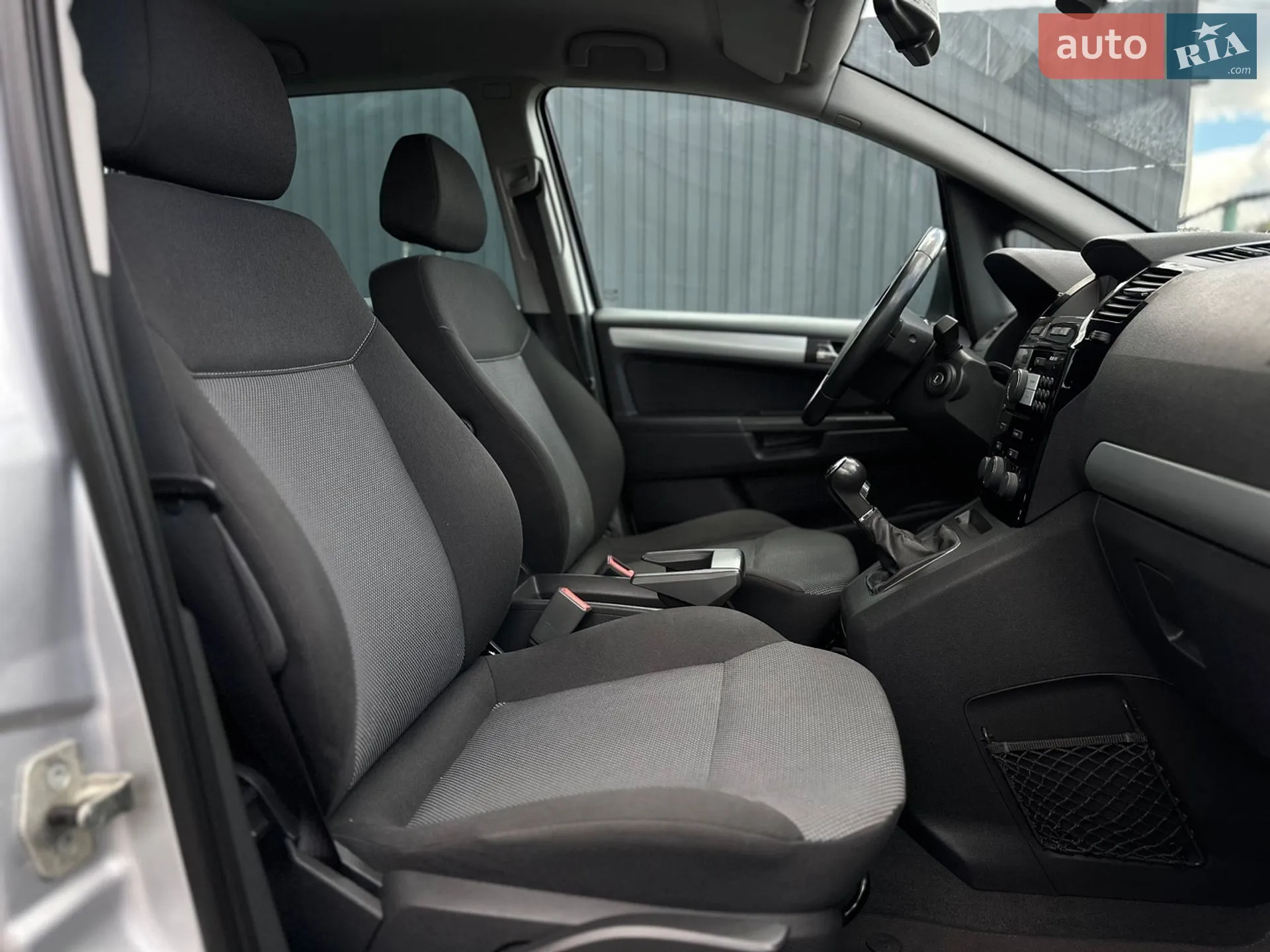 2010 Opel Zafira - мініатюра 47