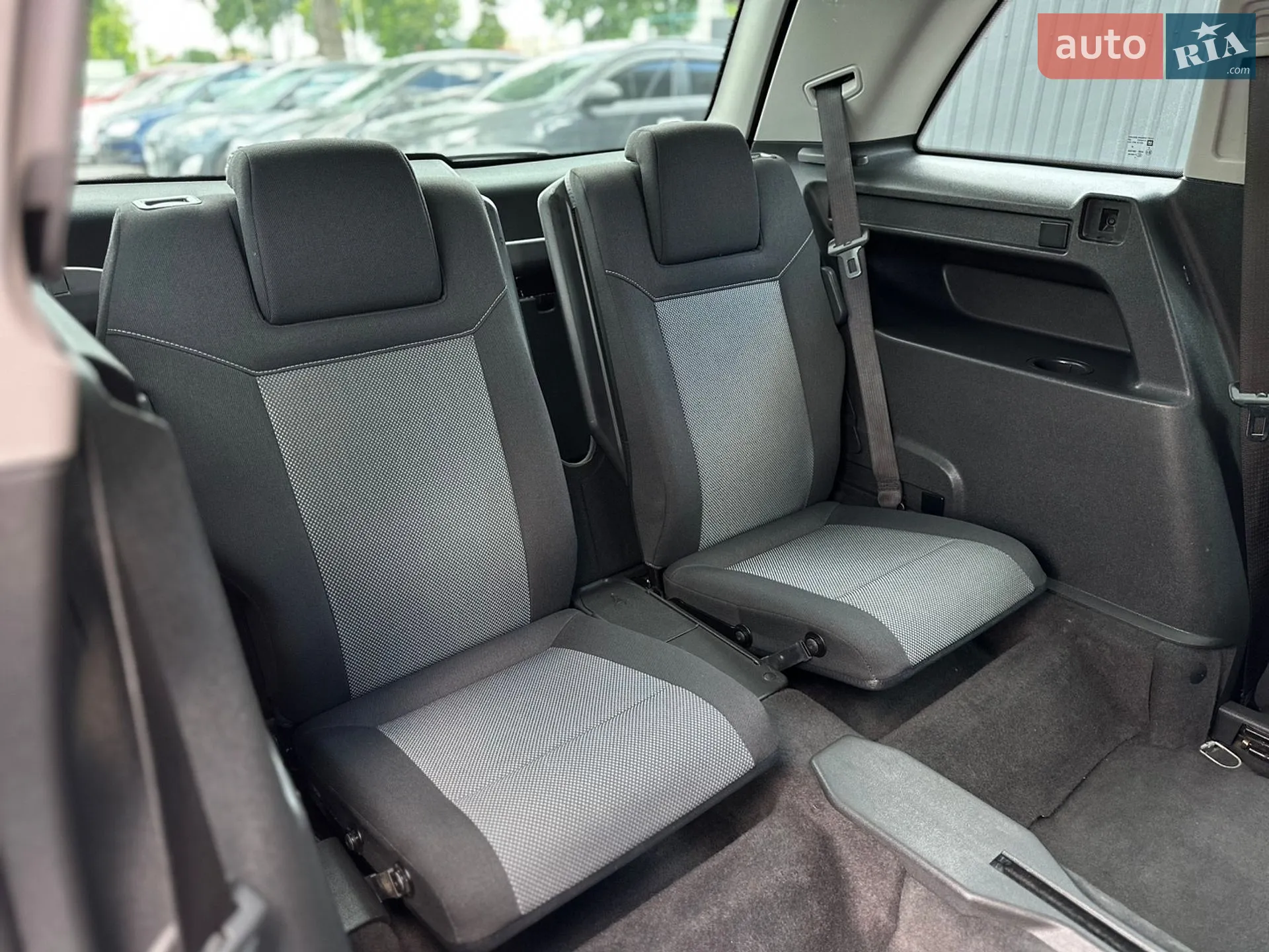 2010 Opel Zafira - мініатюра 57