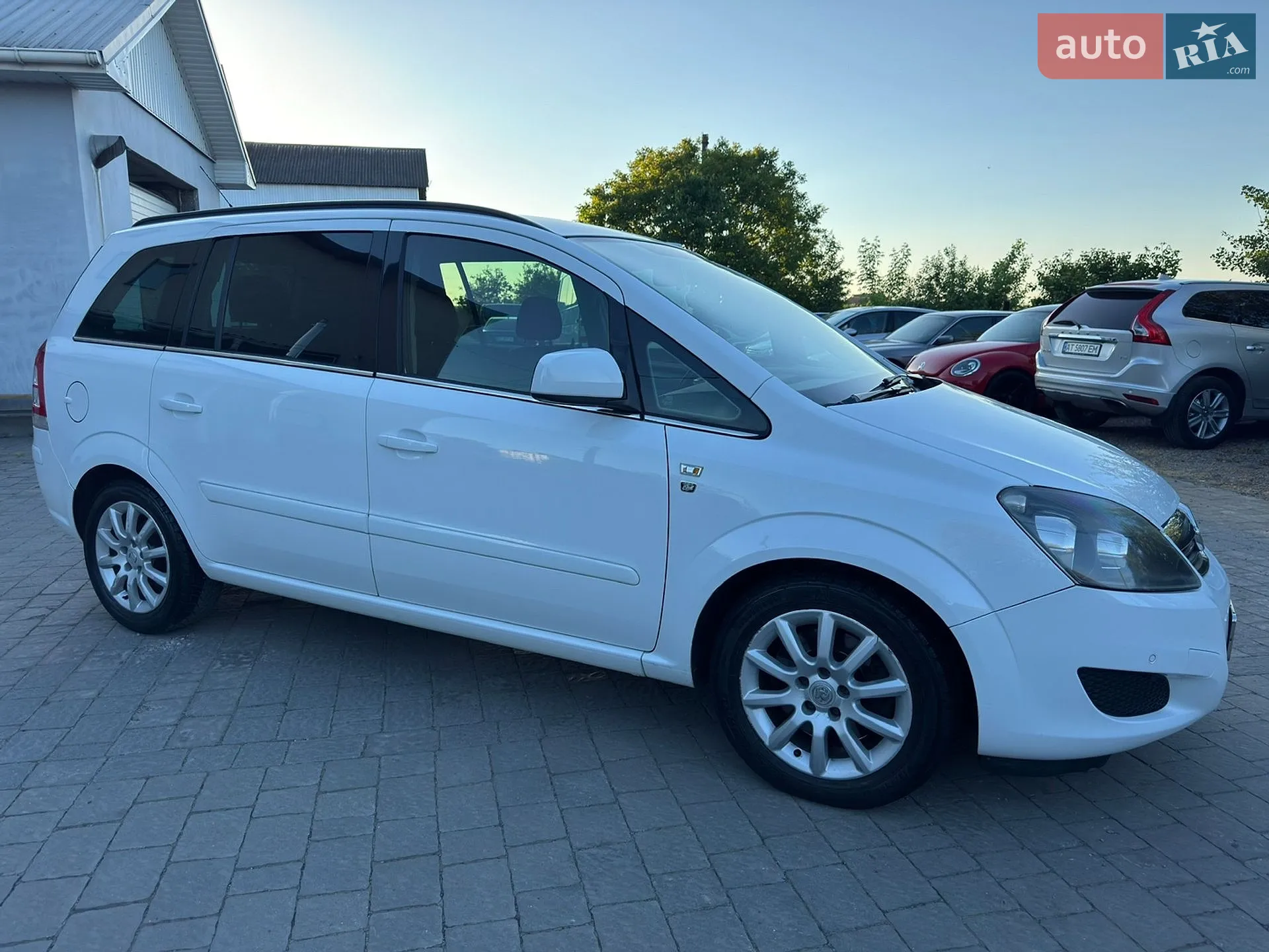 2010 Opel Zafira - мініатюра 17
