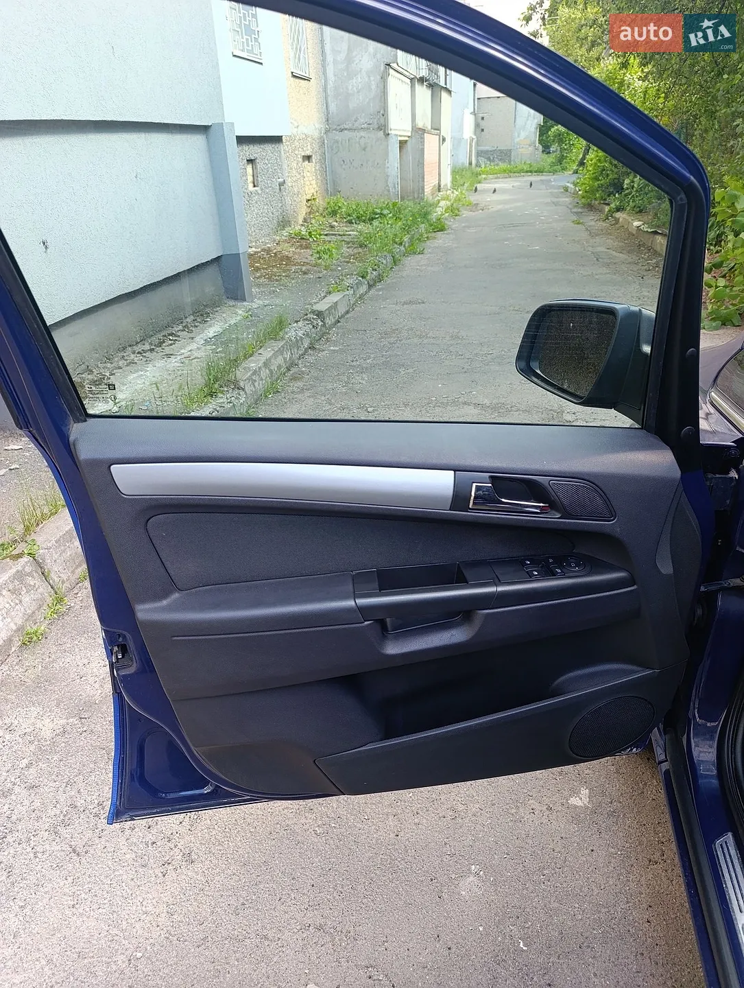 2010 Opel Zafira - мініатюра 22