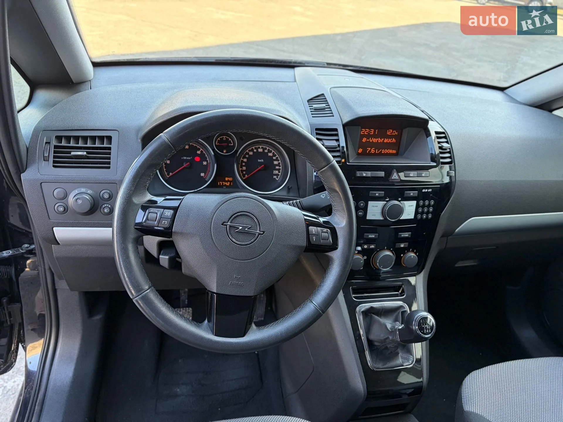 2011 Opel Zafira - мініатюра 20