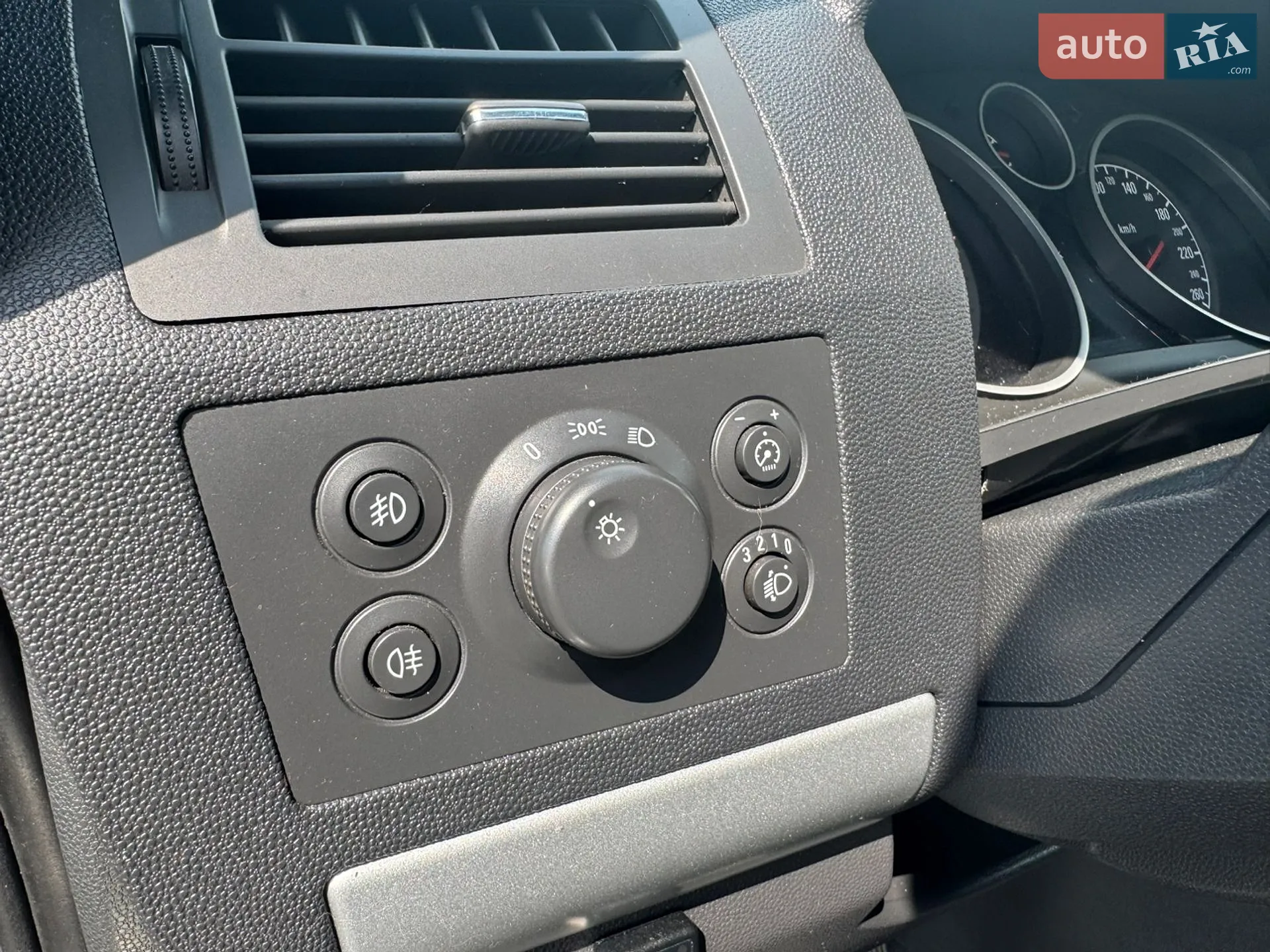 2010 Opel Zafira - мініатюра 13